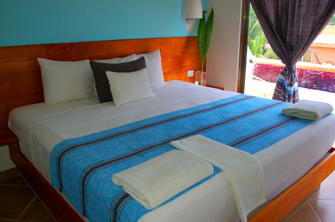 Axkan Tulum Pueblo Buitenkant foto