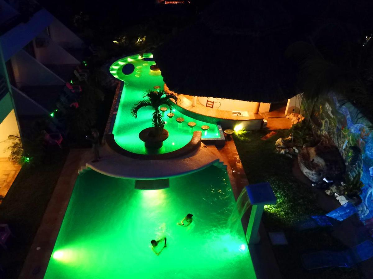 Axkan Tulum Pueblo Buitenkant foto